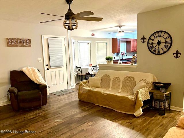 133 Trevor Ct, Mt Washington, KY 40047