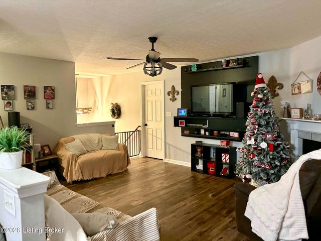 133 Trevor Ct, Mt Washington, KY 40047