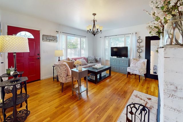 1122 Maple St, Marysville, CA 95901