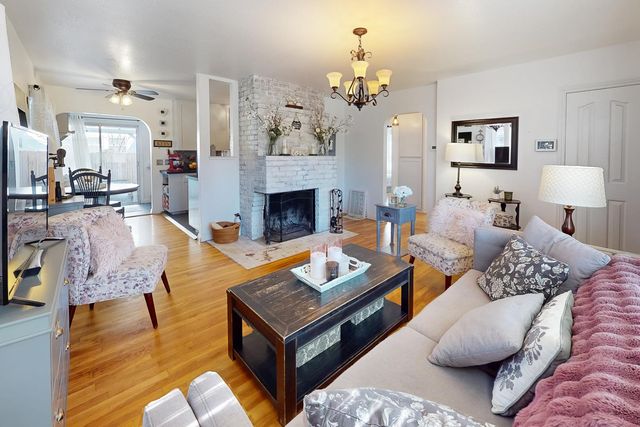 1122 Maple St, Marysville, CA 95901