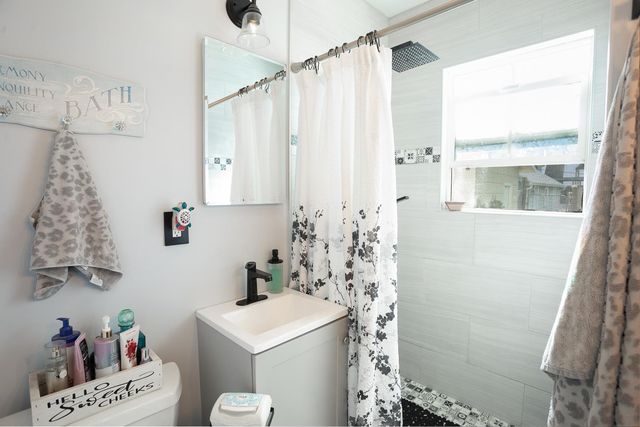 1122 Maple St, Marysville, CA 95901