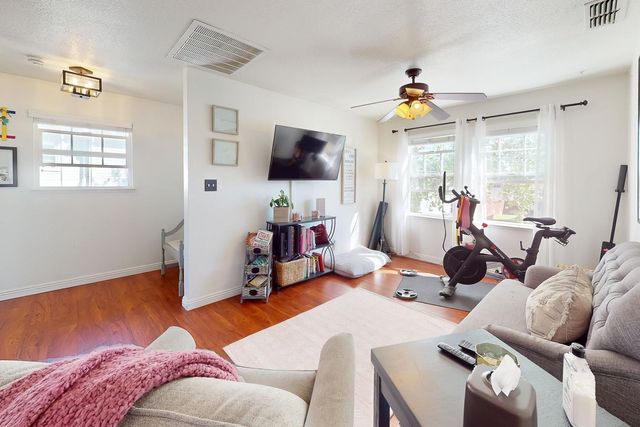 1122 Maple St, Marysville, CA 95901