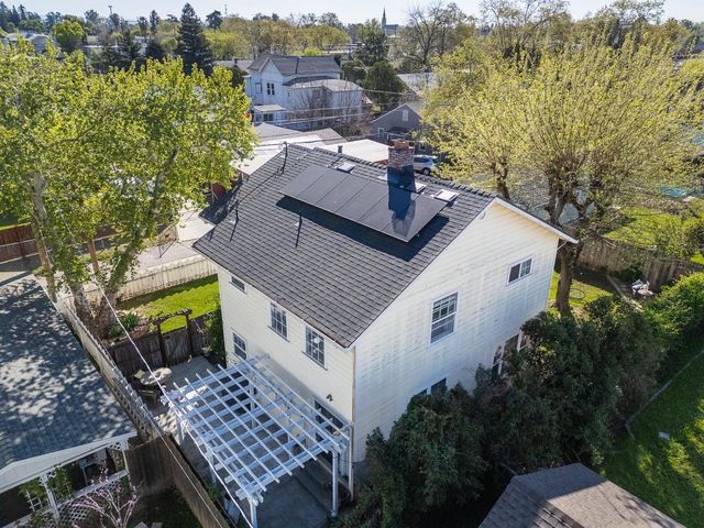 1122 Maple St, Marysville, CA 95901