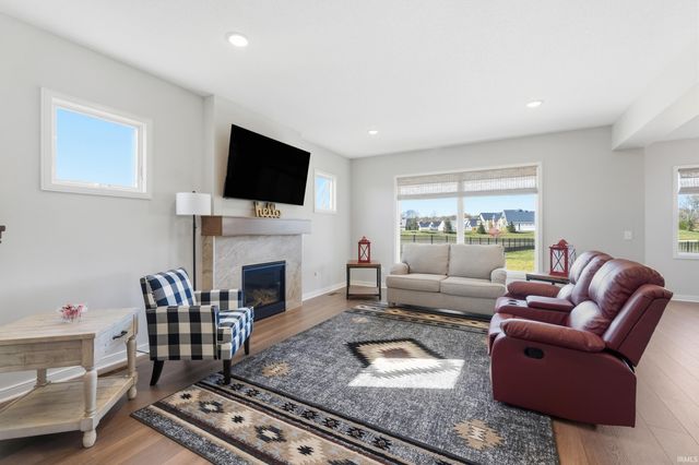 674 Ridley Park Way, Huntertown, IN 46748