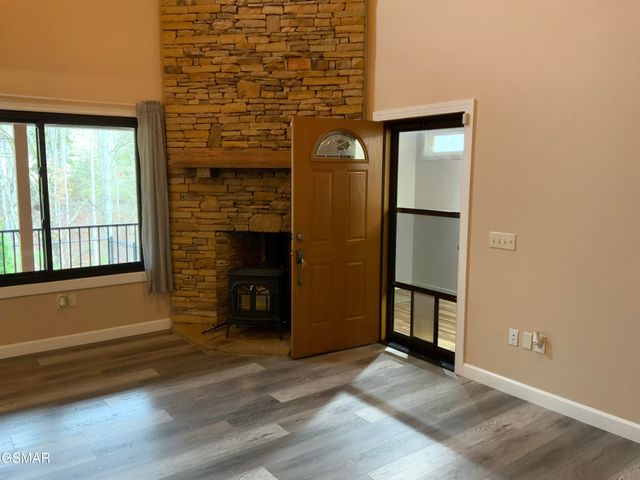 1170 Cole Lane, Gatlinburg, TN 37738