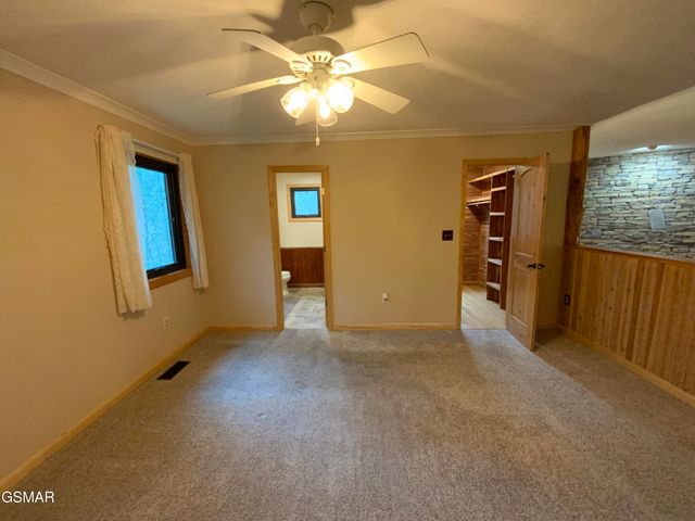 1170 Cole Lane, Gatlinburg, TN 37738