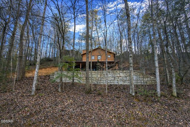 1170 Cole Lane, Gatlinburg, TN 37738