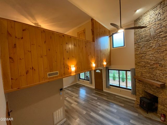 1170 Cole Lane, Gatlinburg, TN 37738