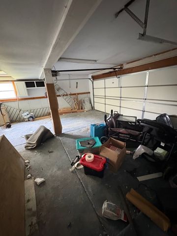 7223 W Mathews Drive, Frankfort, IL 60423