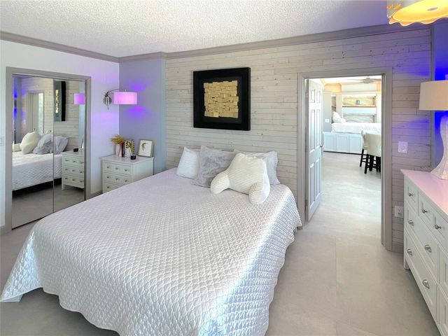 17400 GULF BOULEVARD B8, Redington Shores, FL 33708