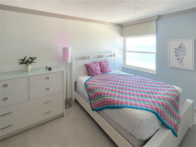 17400 GULF BOULEVARD B8, Redington Shores, FL 33708