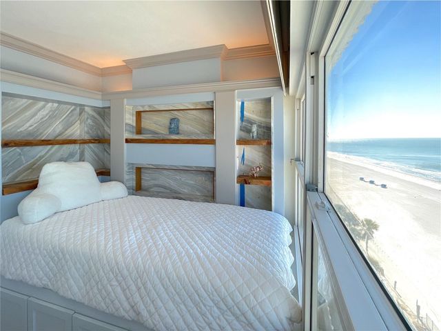 17400 GULF BOULEVARD B8, Redington Shores, FL 33708