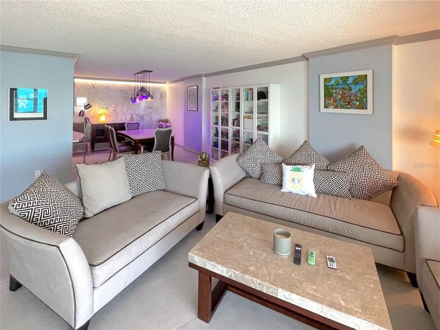 17400 GULF BOULEVARD B8, Redington Shores, FL 33708