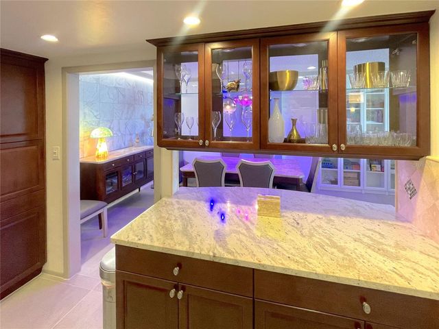 17400 GULF BOULEVARD B8, Redington Shores, FL 33708