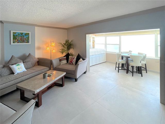 17400 GULF BOULEVARD B8, Redington Shores, FL 33708