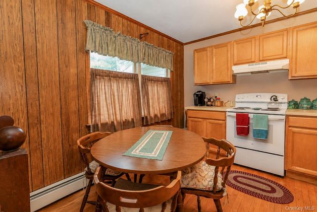 2 Schrempp Lane, Pine Bush, NY 12566
