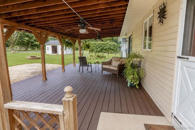 2 Schrempp Lane, Pine Bush, NY 12566