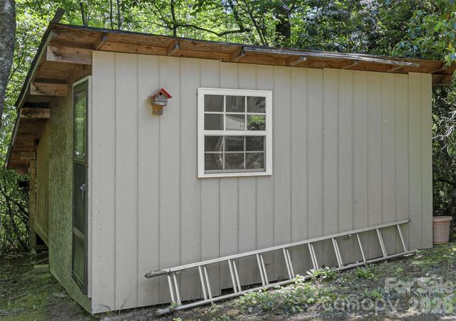 94 Sweetwater Lane, Pisgah Forest, NC 28768