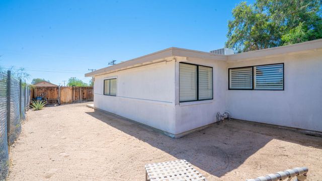 6010 Ocotillo Avenue, 29 Palms, CA 92277