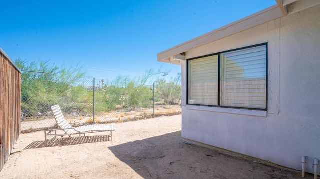 6010 Ocotillo Avenue, 29 Palms, CA 92277