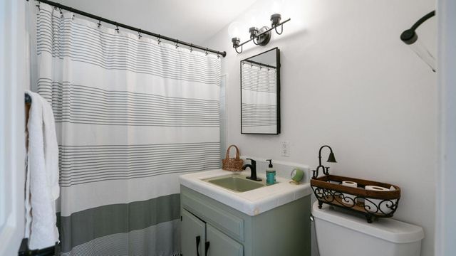 6010 Ocotillo Avenue, 29 Palms, CA 92277