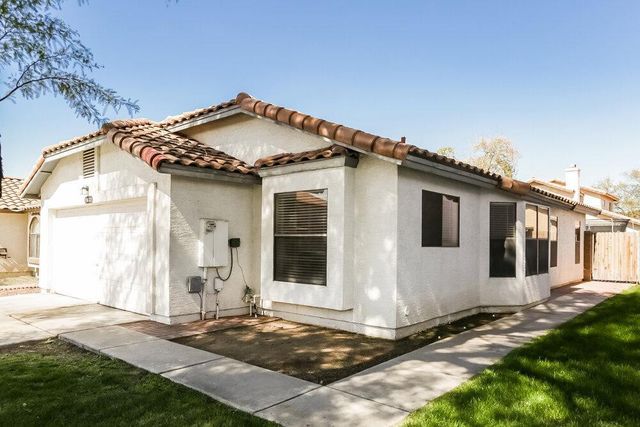 11622 W Olive Drive, Avondale, AZ 85392