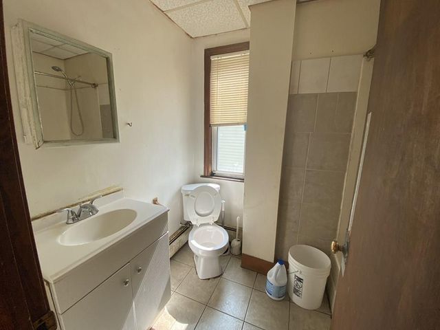 15 Duncan St, Boston, MA 02122