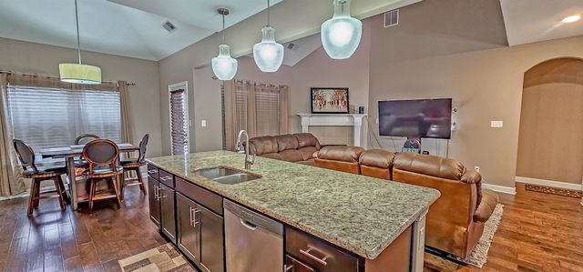 4223 WETHERSBY DR, Memphis, TN 38125