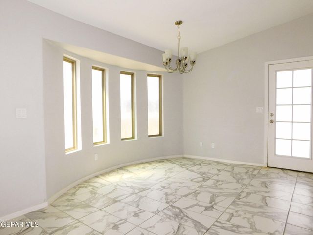 13813 Flora Vista Avenue, Horizon City, TX 79928