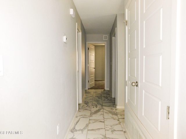 13813 Flora Vista Avenue, Horizon City, TX 79928