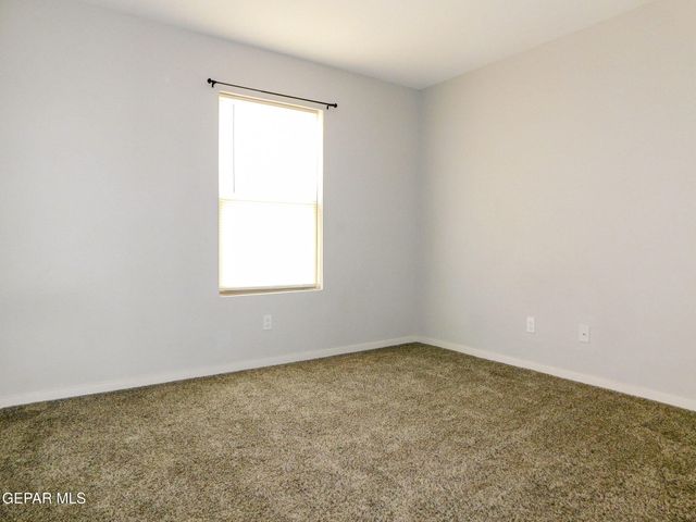 13813 Flora Vista Avenue, Horizon City, TX 79928