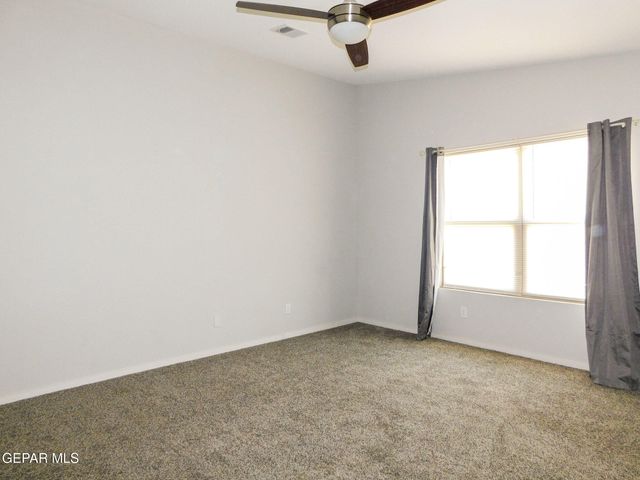 13813 Flora Vista Avenue, Horizon City, TX 79928