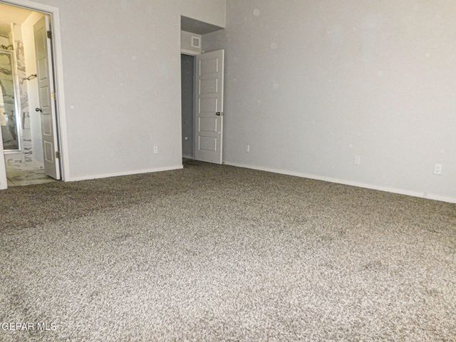 13813 Flora Vista Avenue, Horizon City, TX 79928