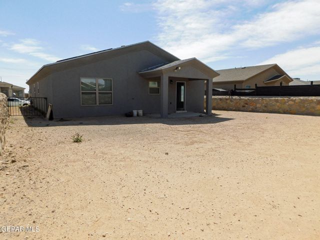 13813 Flora Vista Avenue, Horizon City, TX 79928