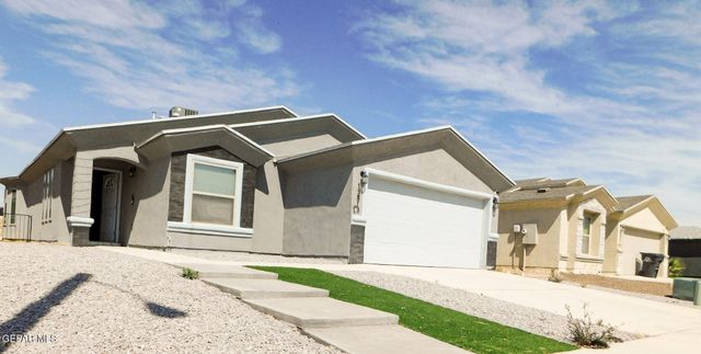 13813 Flora Vista Avenue, Horizon City, TX 79928