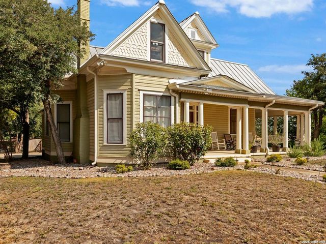 406 Tilden, Kenedy, TX 78119