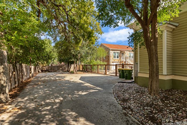 406 Tilden, Kenedy, TX 78119