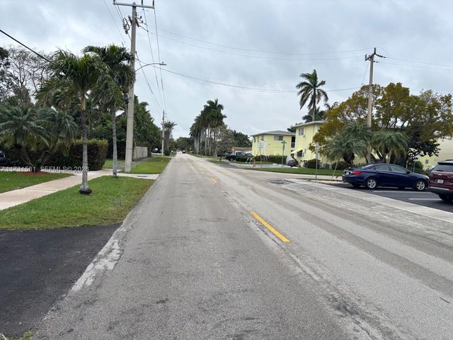 1426 Arthur Street, Hollywood, FL 33020