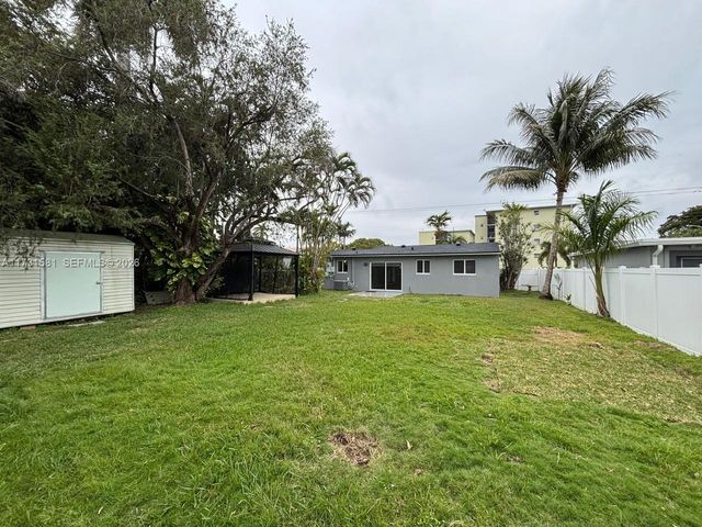 1426 Arthur Street, Hollywood, FL 33020