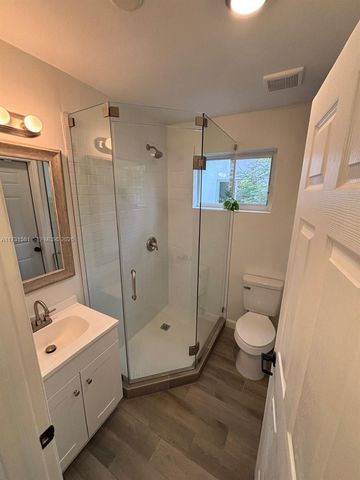 1426 Arthur Street, Hollywood, FL 33020