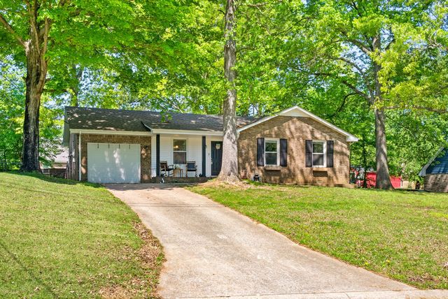 504 Linda Ln, Clarksville, TN 37042