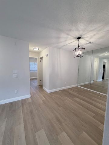 12406 EAGLESWOOD DRIVE B, Hudson, FL 34667