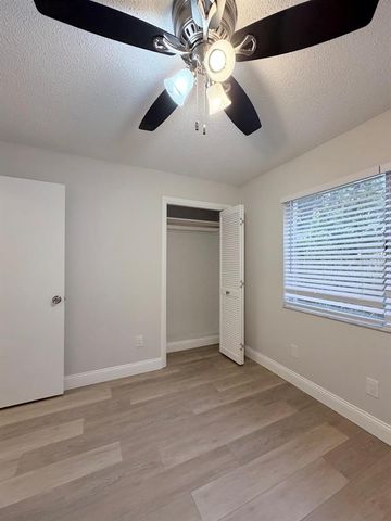 12406 EAGLESWOOD DRIVE B, Hudson, FL 34667