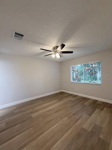 12406 EAGLESWOOD DRIVE B, Hudson, FL 34667