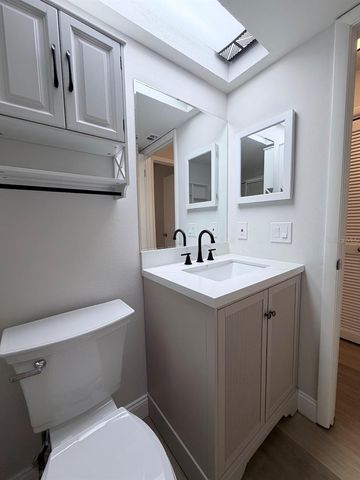 12406 EAGLESWOOD DRIVE B, Hudson, FL 34667