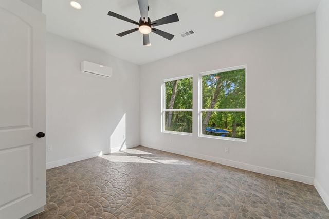 128 Flamingo Island Drive, Missouri City, TX 77459