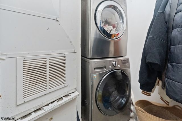 22 Godwin Ave, Paterson City, NJ 07501