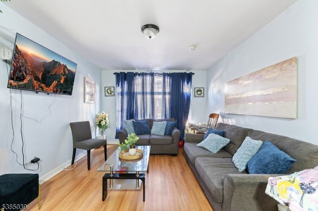 22 Godwin Ave, Paterson City, NJ 07501