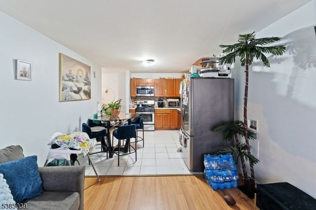 22 Godwin Ave, Paterson City, NJ 07501