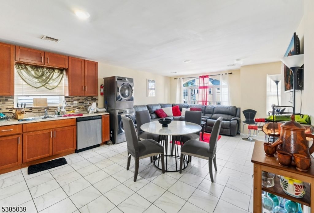 22 Godwin Ave, Paterson City, NJ 07501 — photo 2